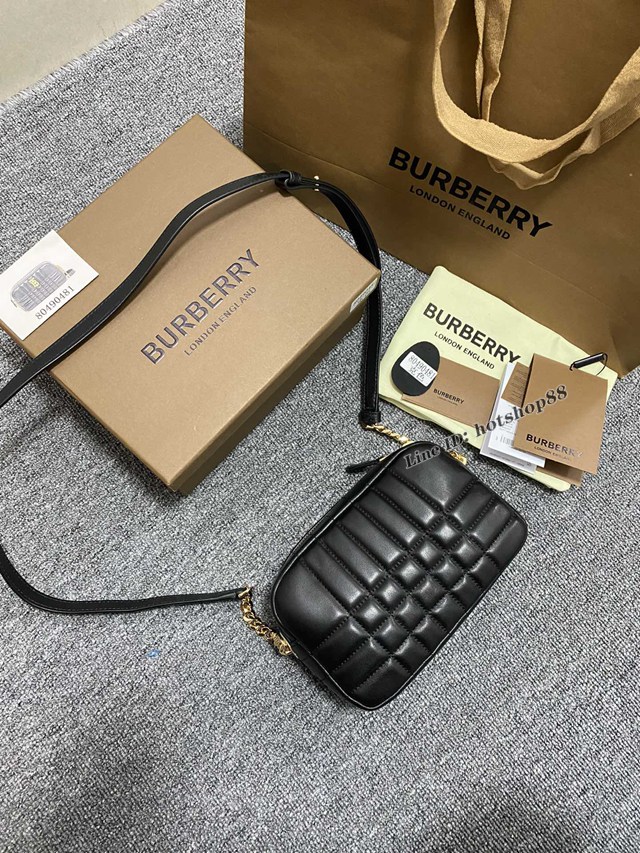 Burberry專櫃新款絎縫款Lola蘿納相機包 巴寶莉羔羊皮小斜挎女包 yxb1089